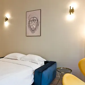 Pick A Flat's Near Montmartre - Rue De Navarin Paris